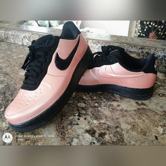 Pink And Black Foamposite Air Force One Rare Men's 7.5 Women's 9 - Picture 1 of 11